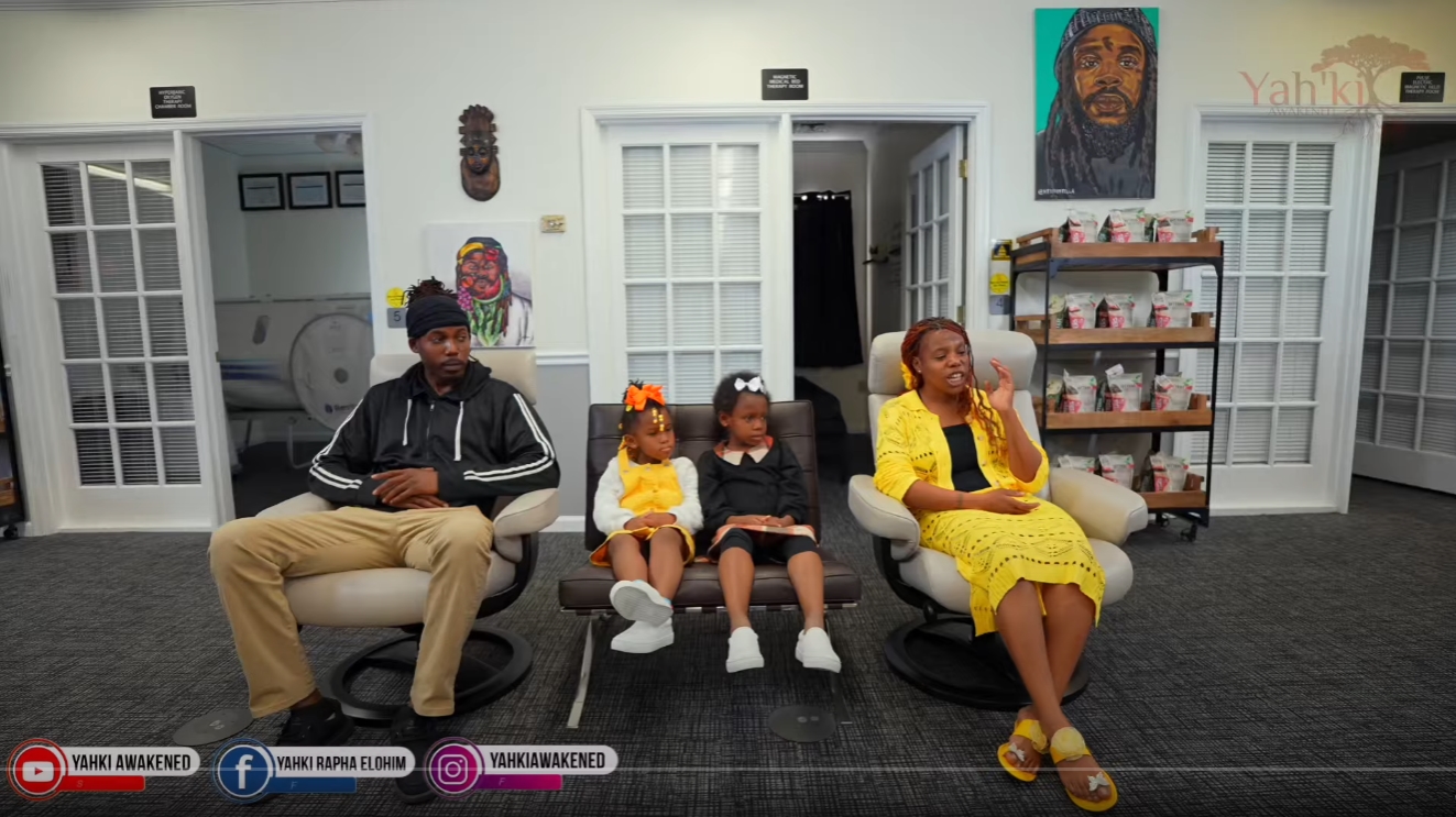 Video Post  <i class="icon icon-play-button1"></i>